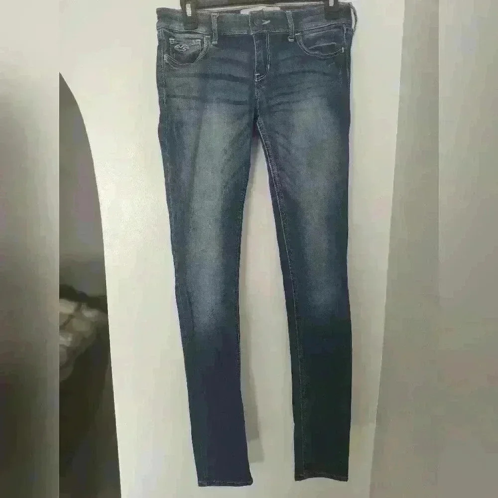 Hollister Jeans Size 27/33 #208